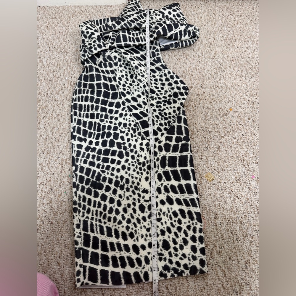 ASOS DESIGN Ribbed off-the-shoulder midi sheath dress  snake print size 2 - Picture 8 of 11